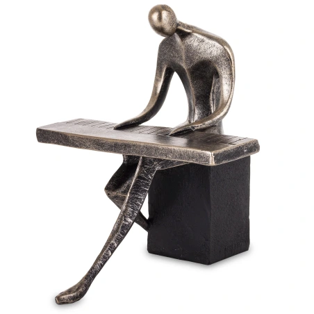 Mūziķa figūriņa, 18×15,5×18 cm