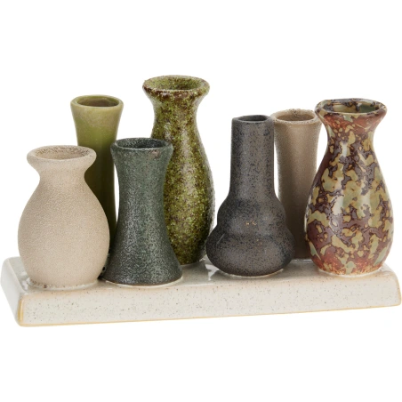 Vāžu komplekts - 7 gab. (h 6-9 cm) uz pamatnes (19×7×10,5 cm)