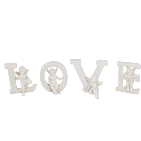 Užrašas "LOVE"
